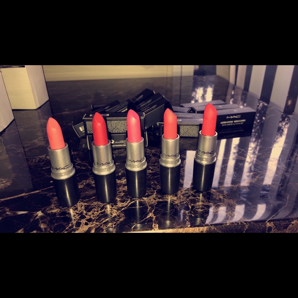 Mac 5 lipsticks bundle